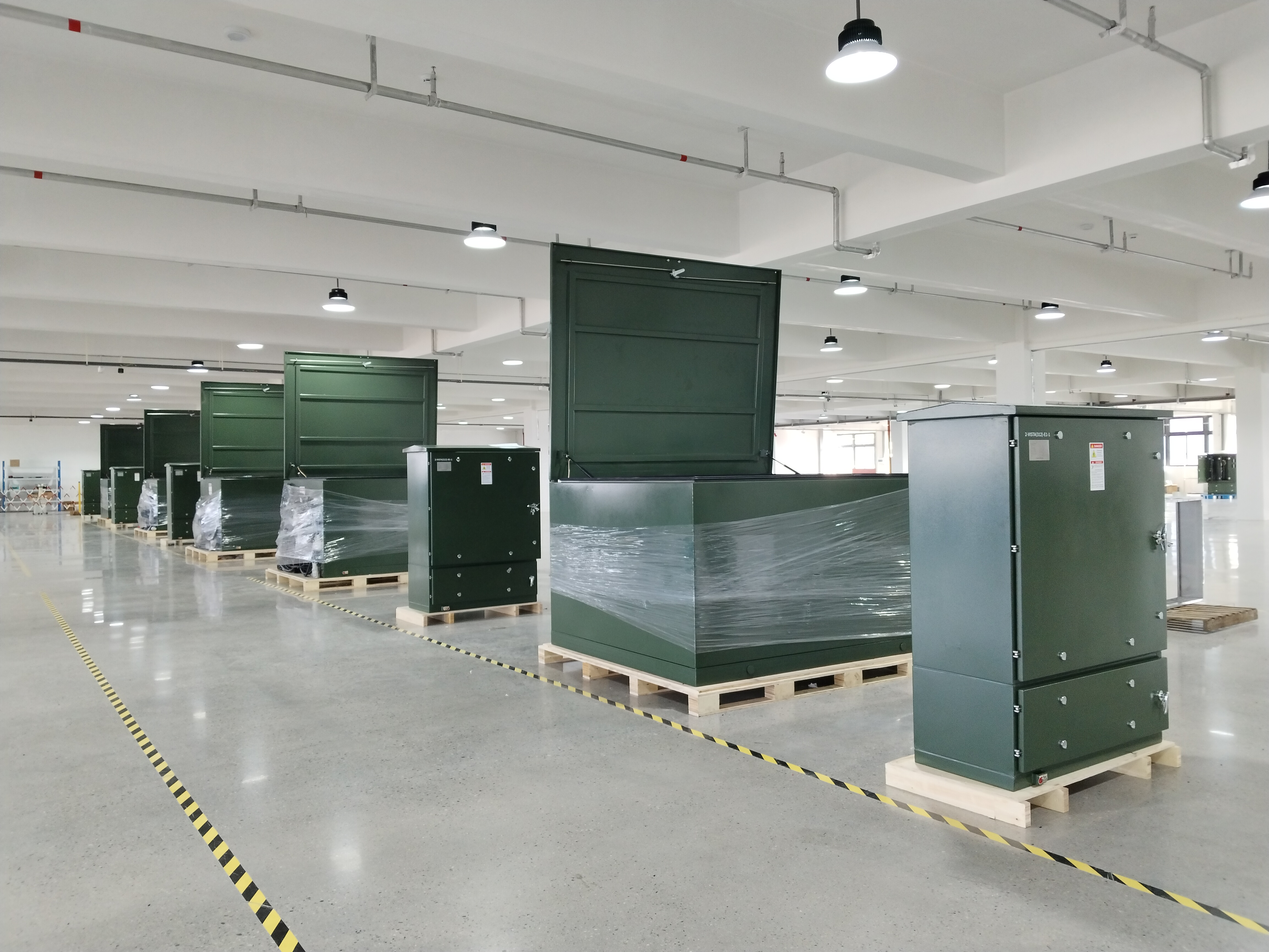 Op naar een grootse start! Complete sets voor ondergrondse kasten van CNKEEYA Electric verzonden naar het datacenterproject in Ohio in de VS.